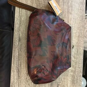 NWT Patricia Nash Wristlet